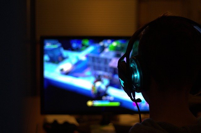Cadeira gamer vale a pena? Eu olhei além da aparência Cadeira gamer vale a pena? Eu olhei além da aparência